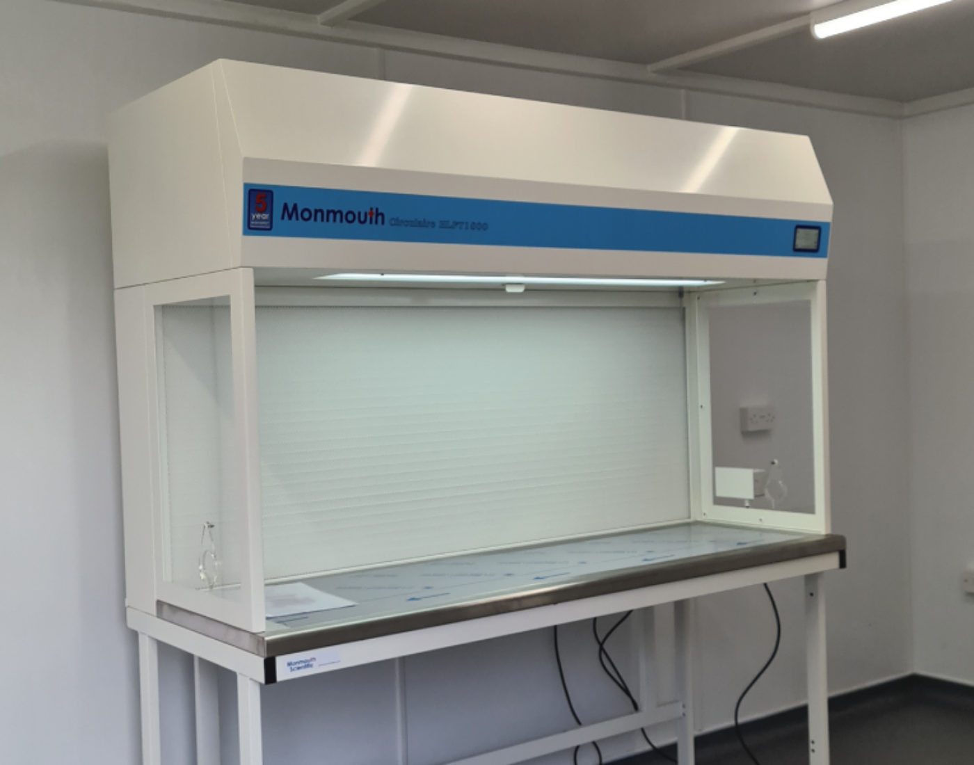 Monmouth Scientific | Products | Horizontal Laminar Flow