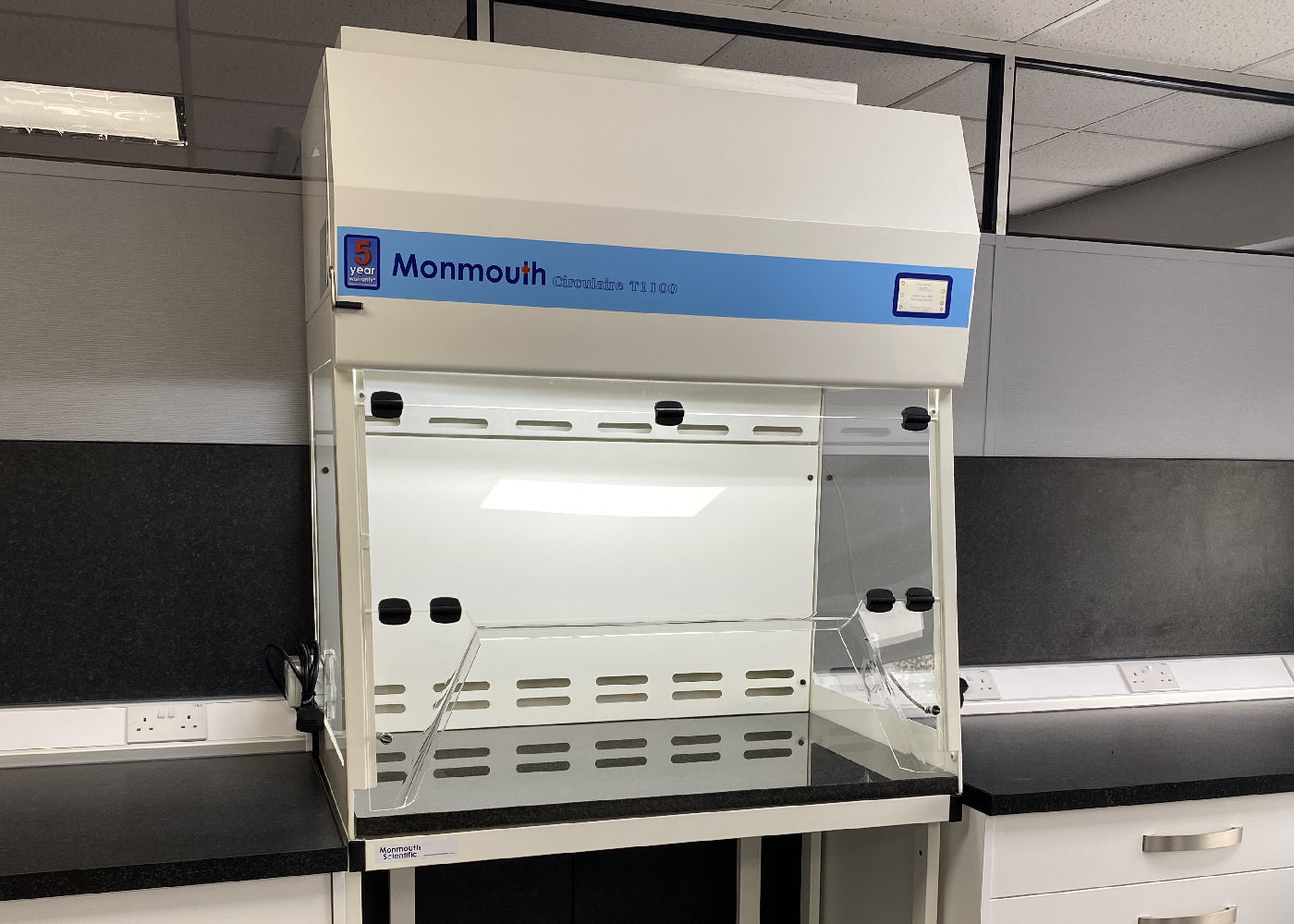 Monmouth Scientific | Products | Powder Weighing Cabinet