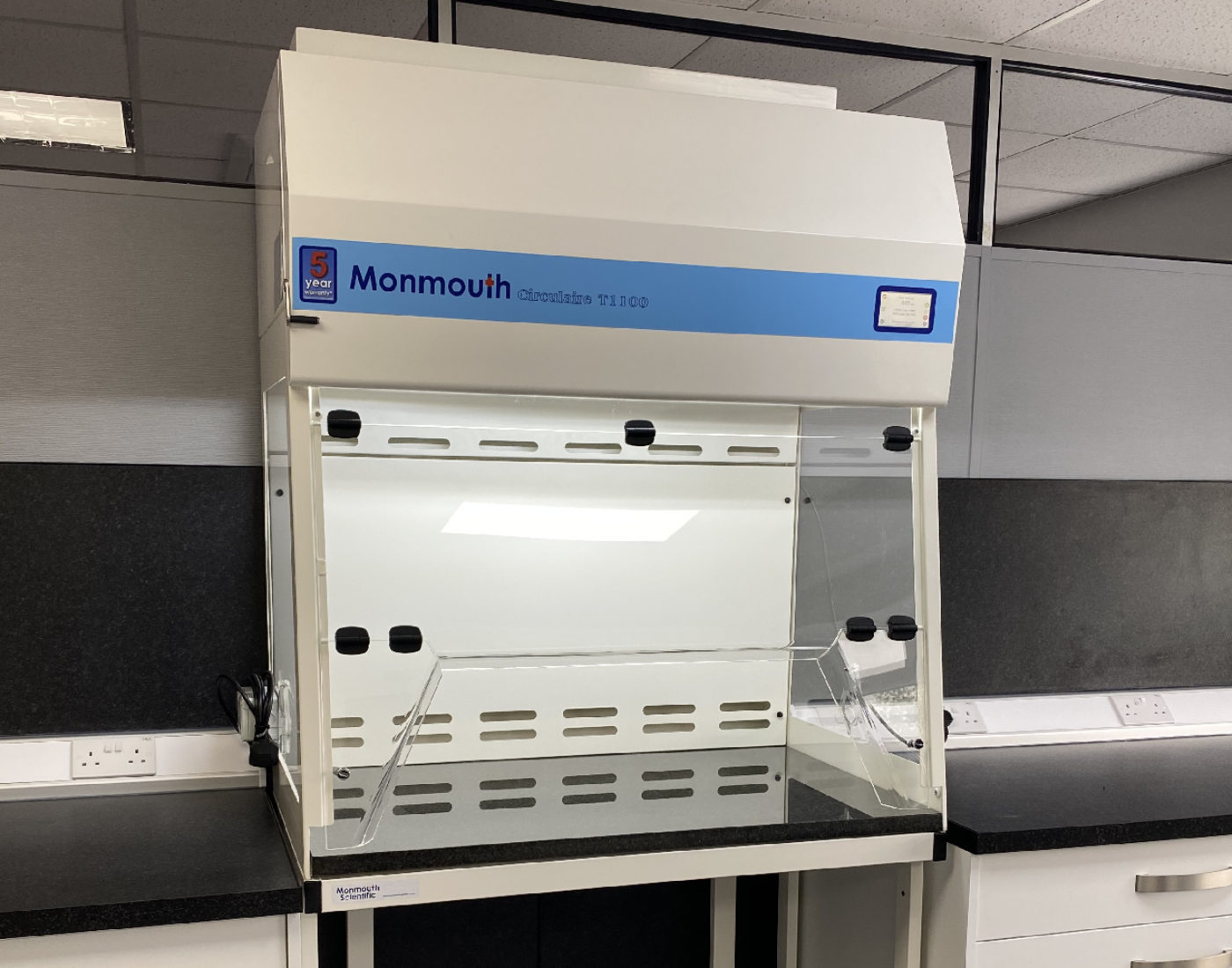 Monmouth Scientific | Products | Powder Weighing Cabinet