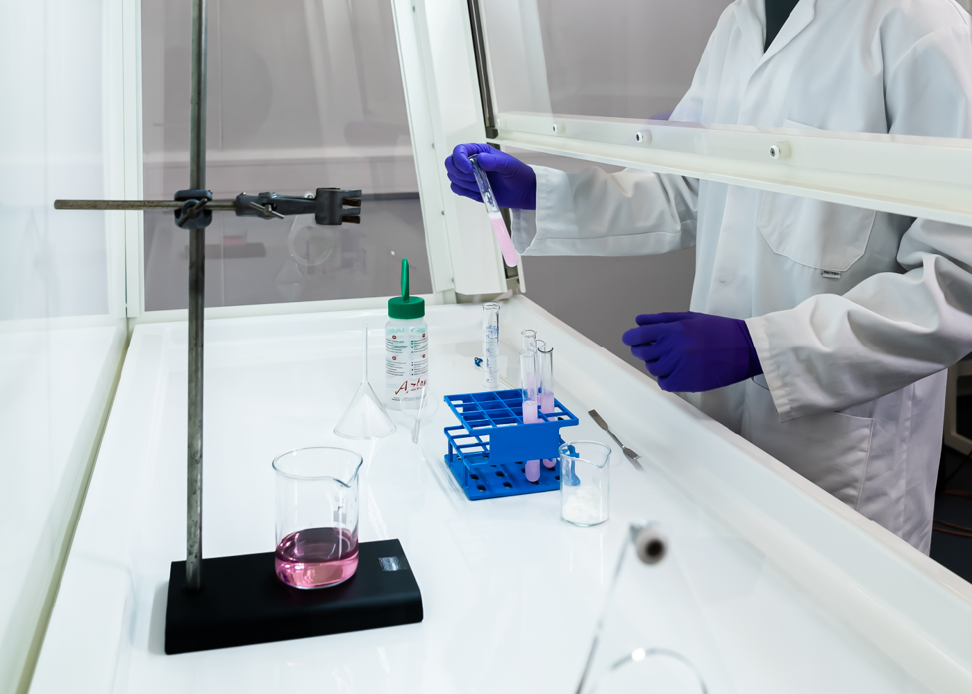 MonSci-Product-Fume Cupboard