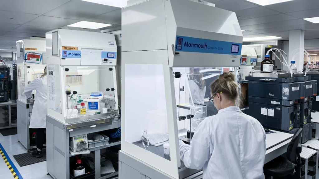 Monmouth Scientific | Smart, Agile Lab & Cleanroom Spaces
